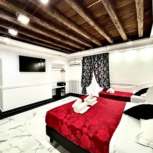 Relais Parlamento Πανσιόν