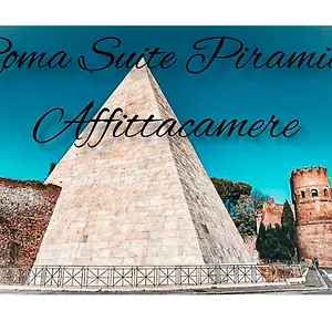Piramide Πανσιόν